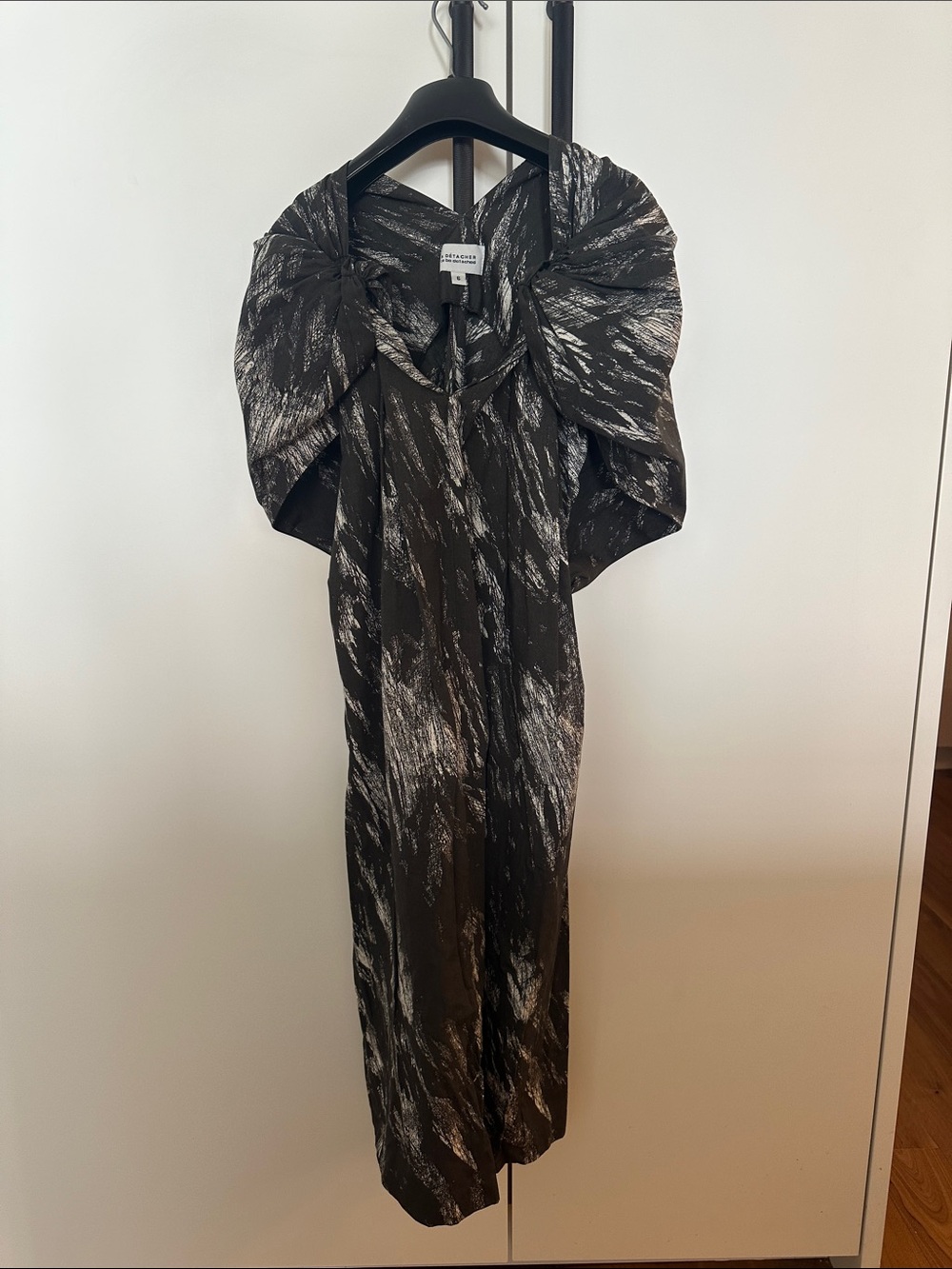 A Detacher cotton poplin knot sleeve dress